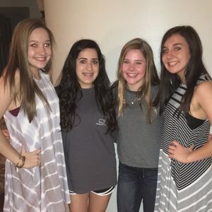 Meet your Posher, Lauren